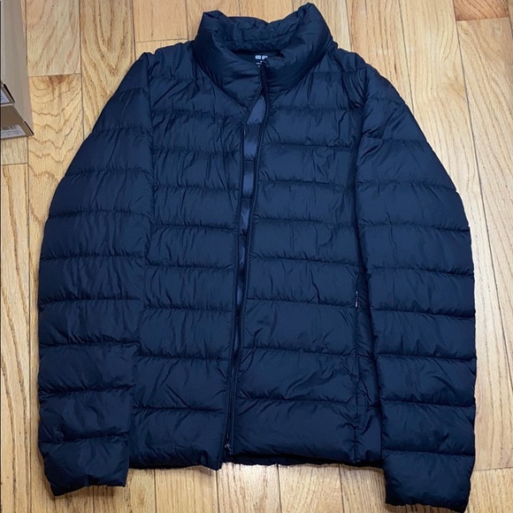 Uniqlo Black Puffer Size Medium